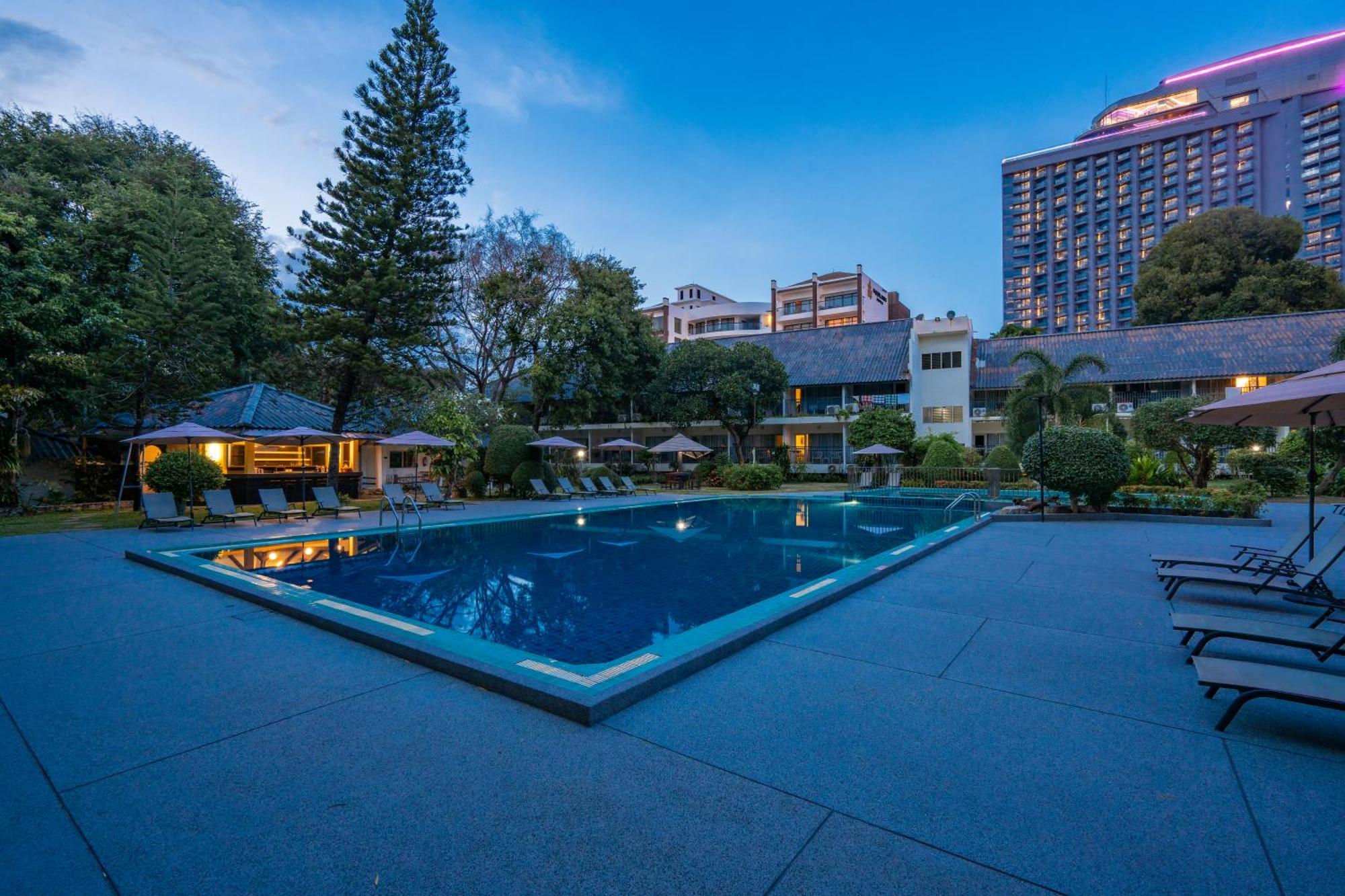 Sunshine Garden - Sha Extra Resort Pattaya