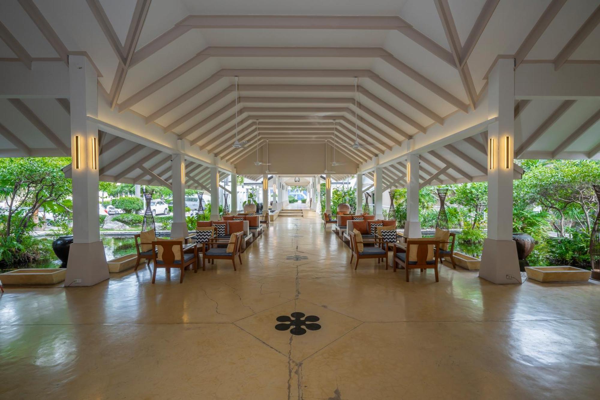 Resort Sunshine Garden - Sha Extra Pattaya